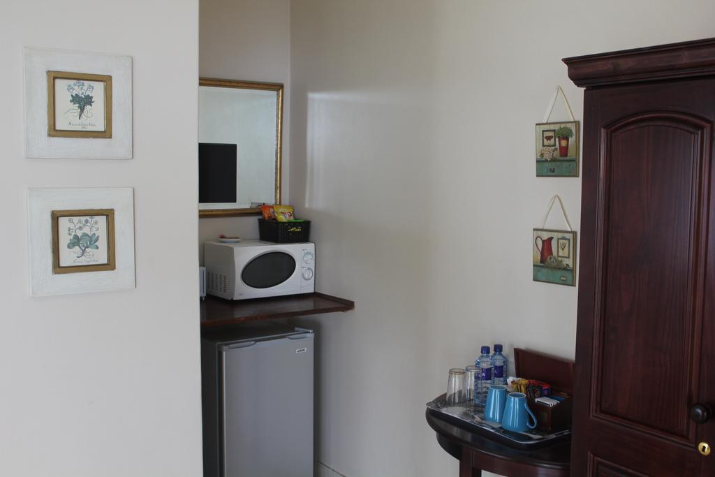דורבן Chartwell Guest House מראה חיצוני תמונה