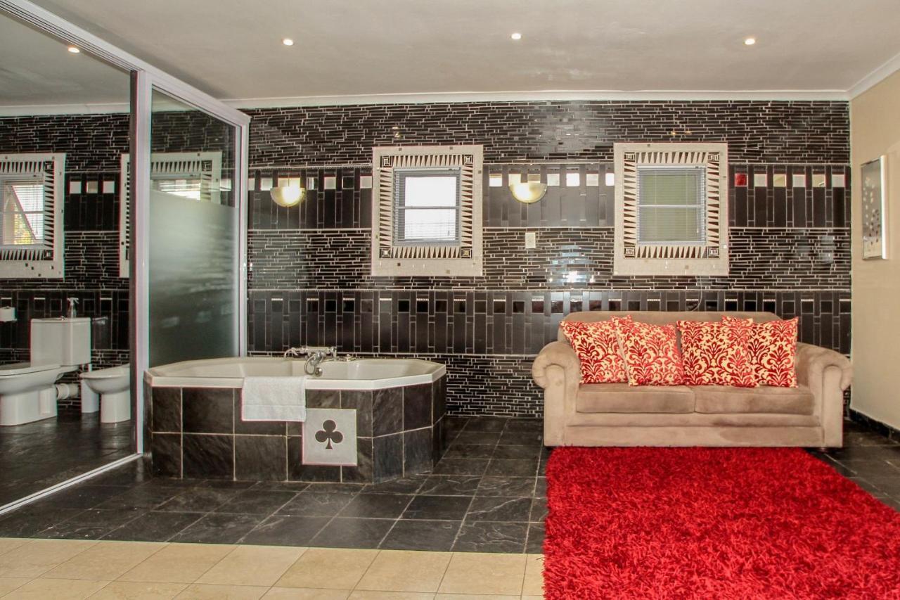 דורבן Chartwell Guest House מראה חיצוני תמונה