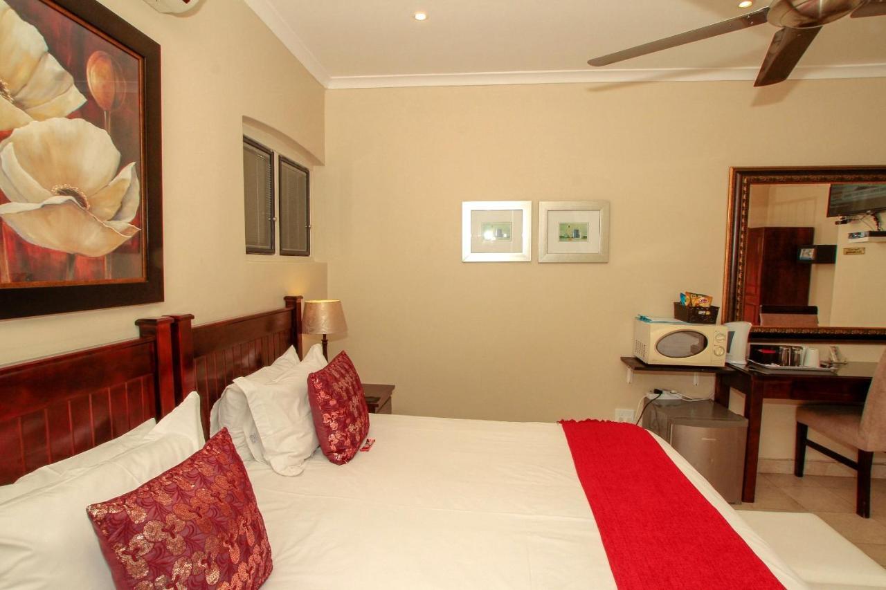דורבן Chartwell Guest House מראה חיצוני תמונה