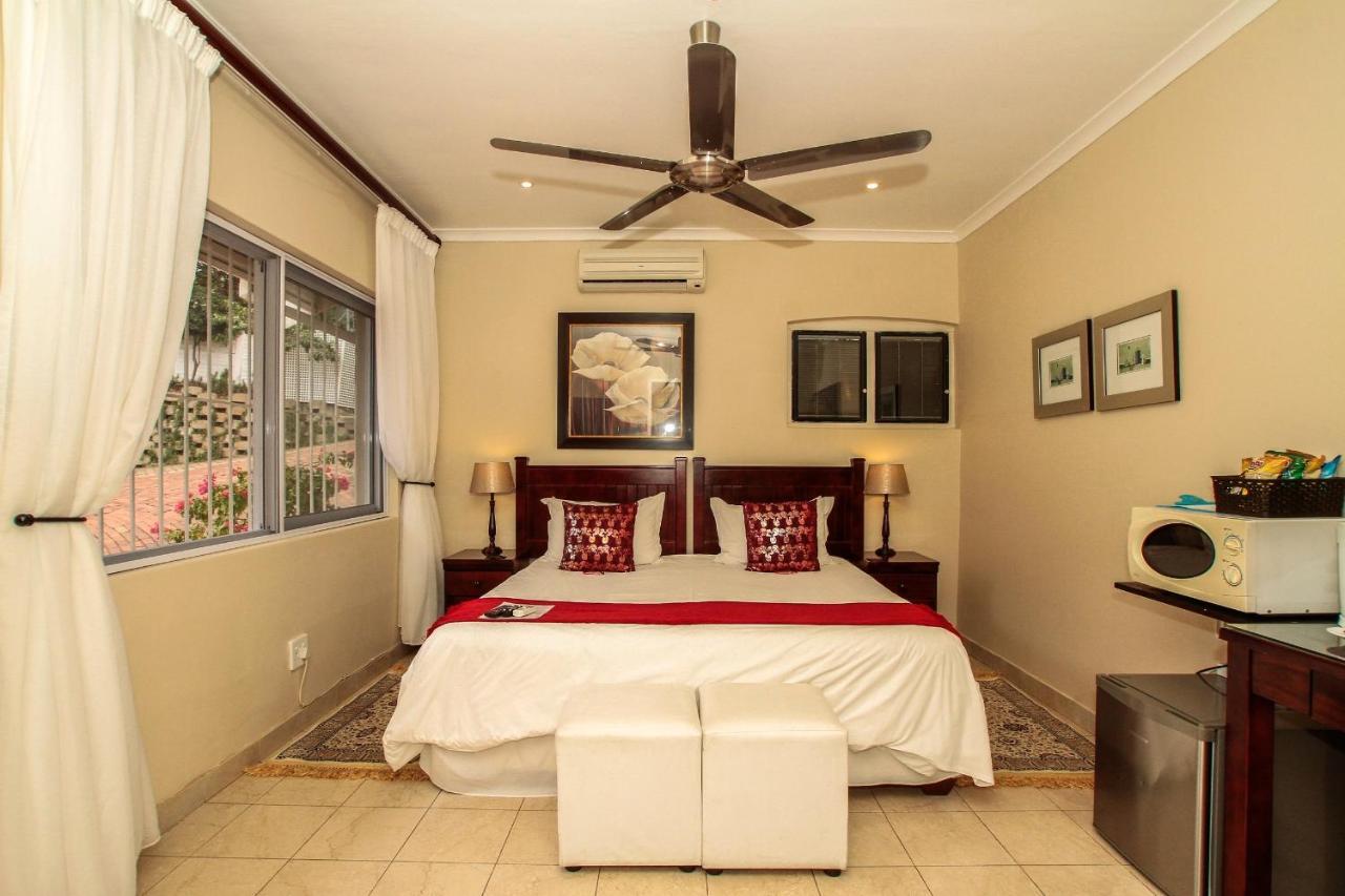 דורבן Chartwell Guest House מראה חיצוני תמונה